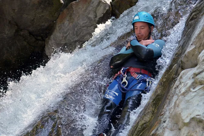 Osez le canyoning ! Profitez des canyons des Hautes Pyrénées autour de Cauterets, Luz Saint-Sauveur, Argeles-Gazost et Lourdes : Héas, Gèdre et Ossoue.