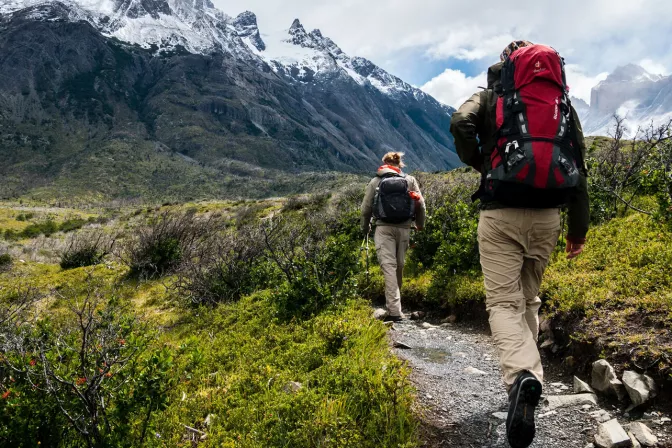 Au cœur du parc national des Pyrénées, Cauterets est un haut lieu de randonnée, offrant plus de 100 km de sentiers pour vos balades.