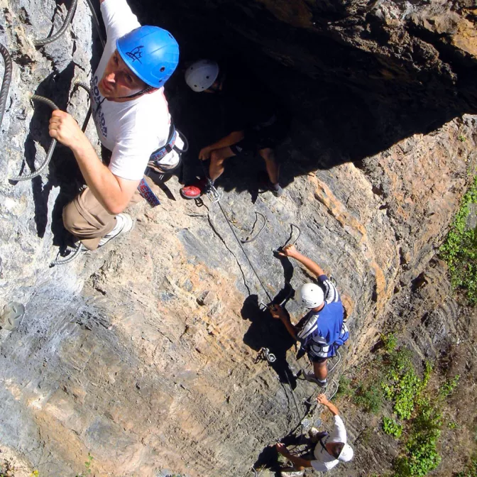 Via ferrata autour de Gavrnie dans les Pyrénées