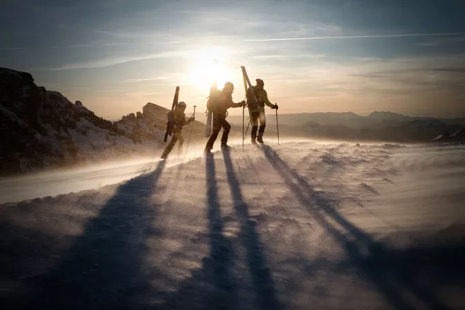 À la journée ou en raid, le bureau des Guides de Cauterets organise en France et à l’étranger des sorties en ski adaptées à votre niveau, en fonction des ouvertures des refuges, de l’enneigement et des risques d’avalanches.