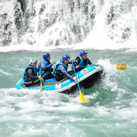 Rafting &agrave; Cauterets dans les Hautes Pyr&eacute;n&eacute;es