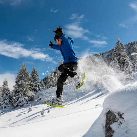 Raquettes &agrave; Cauterets dans les Hautes Pyr&eacute;n&eacute;es